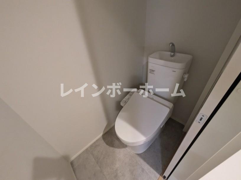 トイレ　落ち着いたトイレです