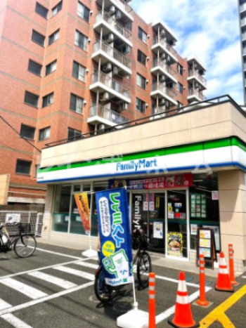 コンビニ　ファミリーマート 松戸小金店（コンビニ）まで372m