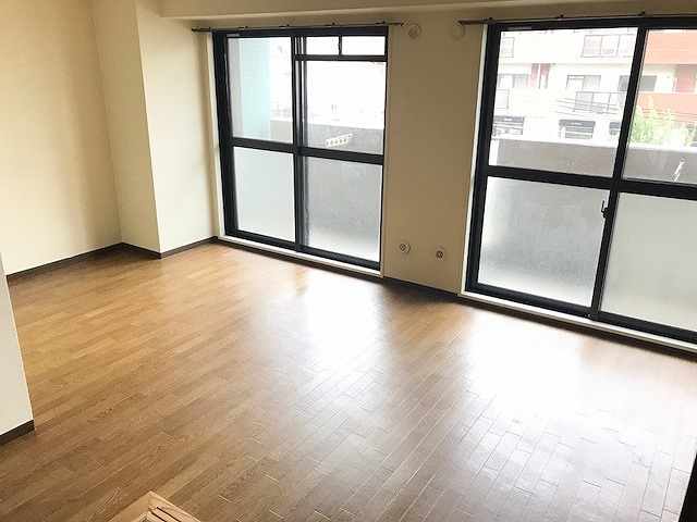 居室・リビング　グランディール阪南町
