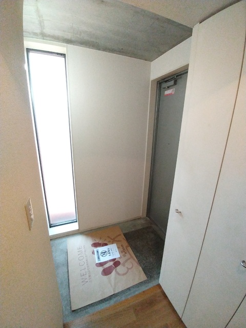 玄関　★すっきりとした玄関スペース★別室参考写真