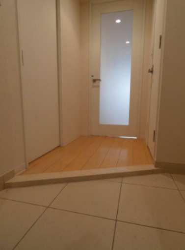 玄関　別部屋参考写真