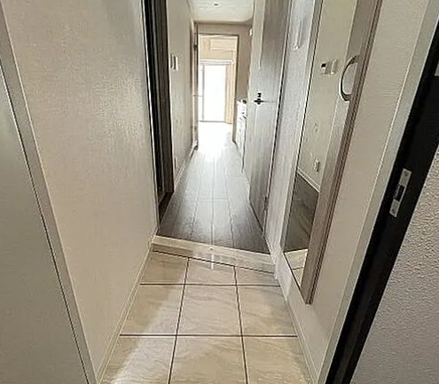 玄関　別部屋参照画像