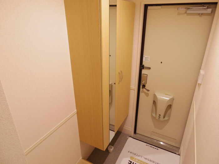 玄関　シューズボックス