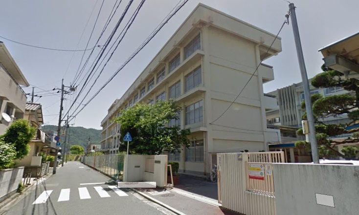 中学校　広島市立祇園東中学校（中学校）まで1165m