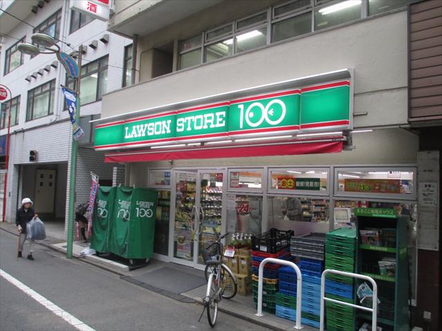 コンビニ　ローソンストア１００（コンビニ）まで154m