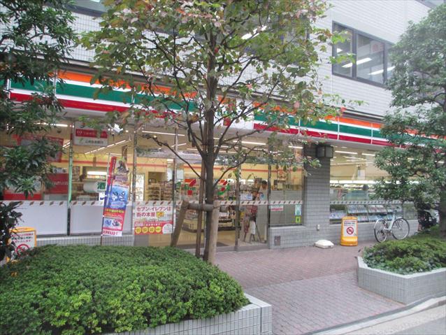 コンビニ　セブンイレブン（コンビニ）まで175m