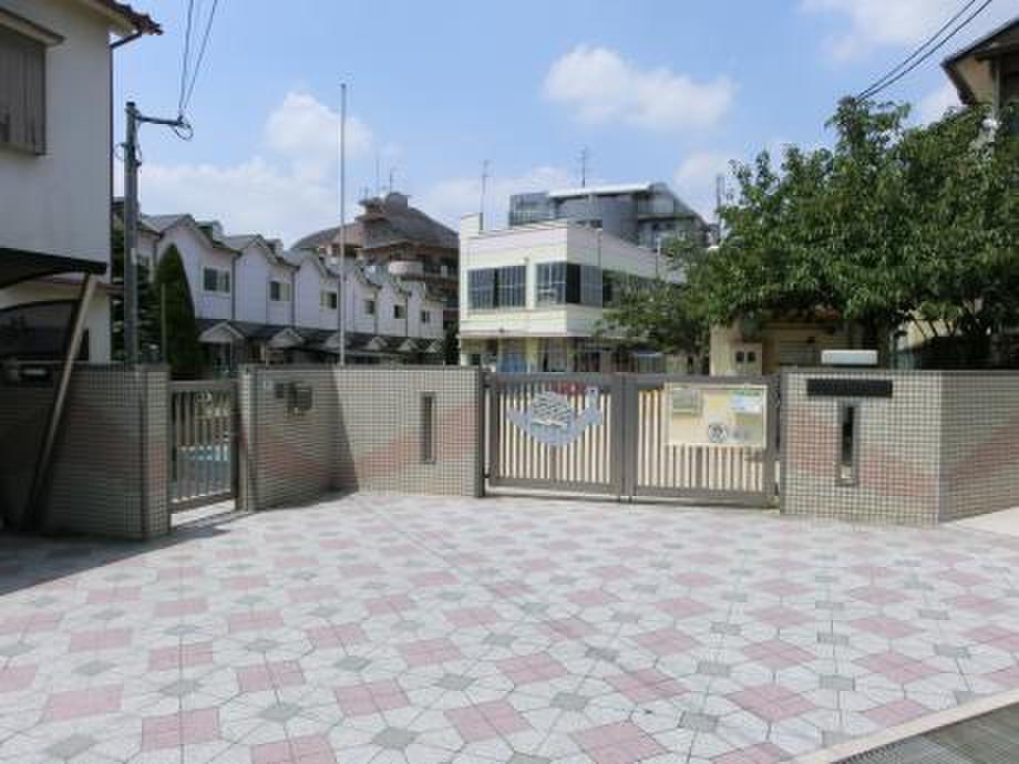 幼稚園・保育園　呉服保育所（幼稚園・保育園）まで366m