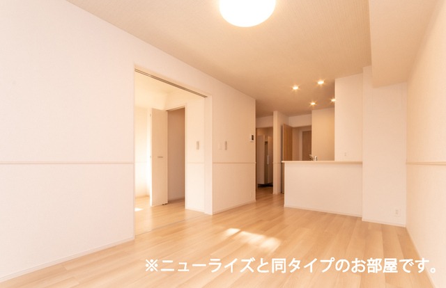 居室・リビング　図面と現状に相違がある場合には現状を優先