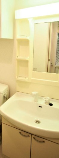 洗面設備　洗面台です。