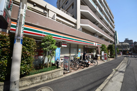 コンビニ　セブンイレブン・文京水道1丁目店（コンビニ）まで150m