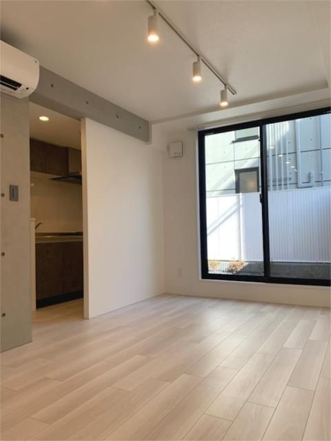 京王線 明大前駅 徒歩5分 4階建 築5年の居間写真