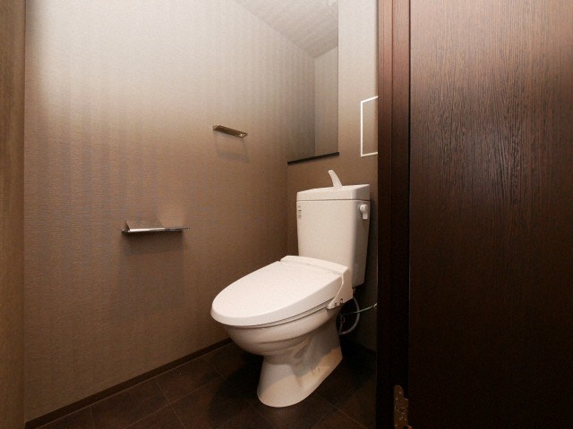 エヌレジデンス新今宮のトイレ写真