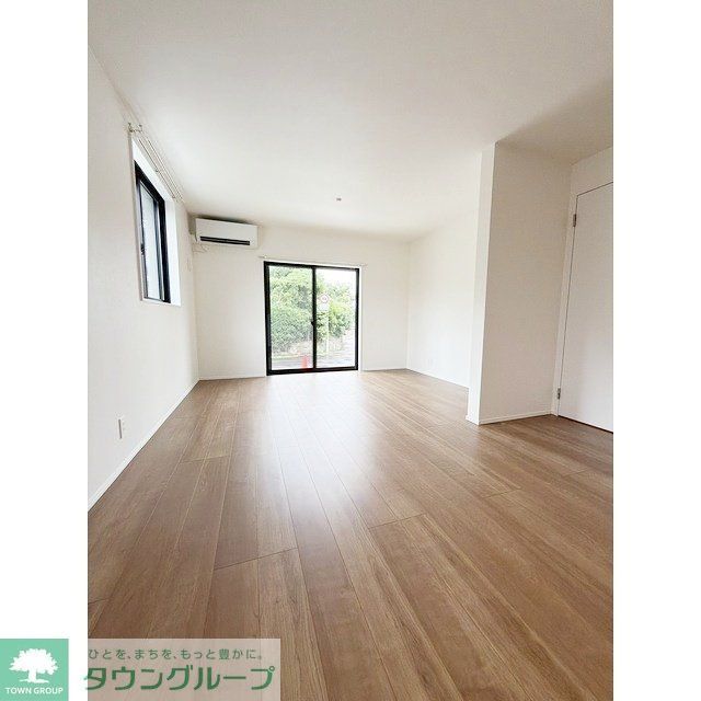 Kolet千葉仁戸名町#07の居間写真