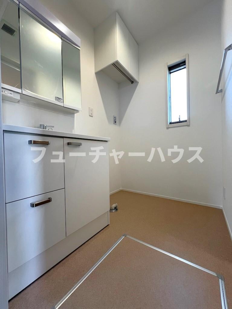 その他　広い洗面スペース