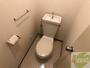 トイレ　こちらはトイレです。清潔感があり、安心して使用できます。