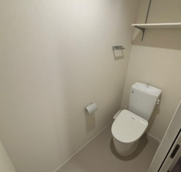 トイレ　落ち着いたトイレです