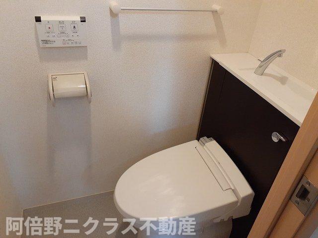 トイレ　ゆったりとした空間のトイレです