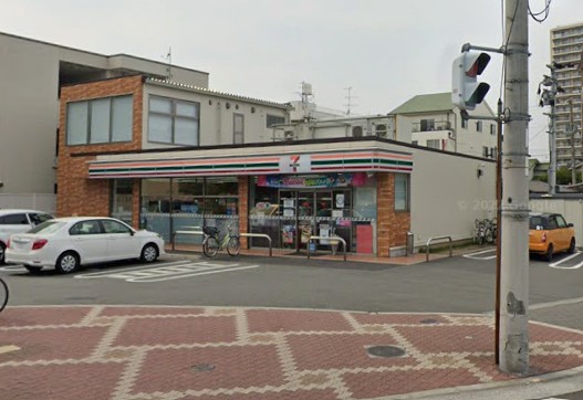 コンビニ　セブンイレブン大阪山之内１丁目店（コンビニ）まで451m
