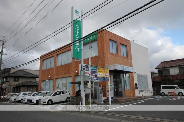 銀行　三十三銀行／戸田支店（銀行）まで438m