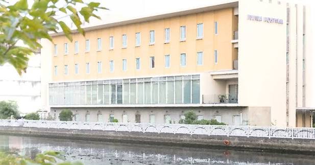 病院　医療法人青峰会くじらホスピタル（病院）まで472m
