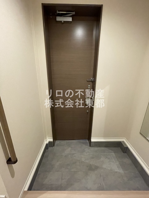 玄関　すっきりシンプルな玄関スペースです！