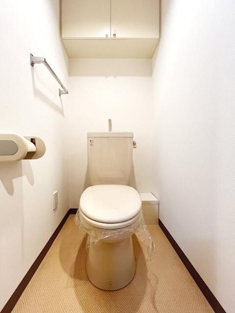 トイレ　コンパクトで使いやすいトイレです