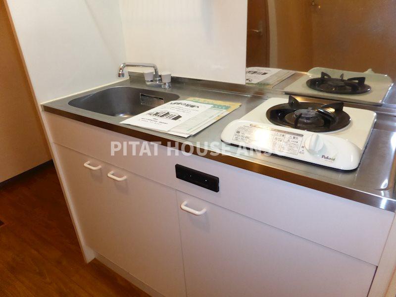 キッチン　同物件別部屋