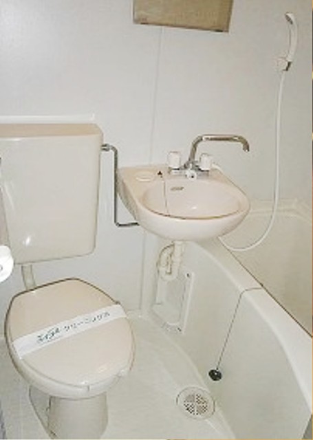 バス・シャワールーム　別部屋同仕様タイプ