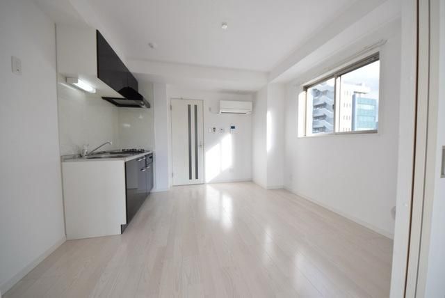 居室・リビング　全部屋角部屋で明るい２面採光