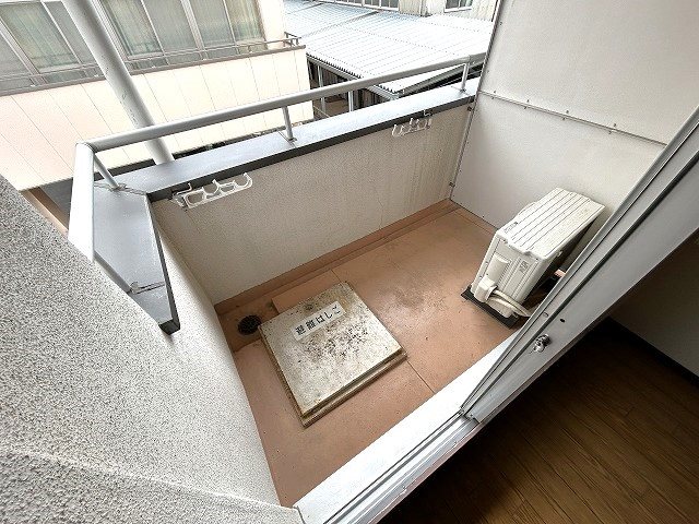 バルコニー　参考写真。
