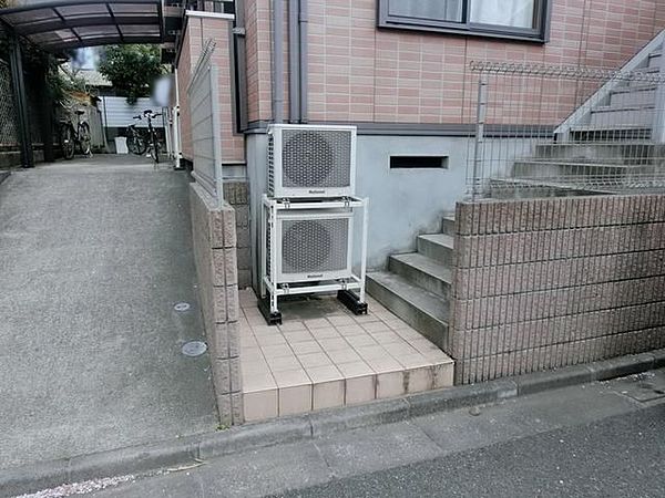 小田急線 千歳船橋駅 徒歩16分 2階建 築23年の外観写真
