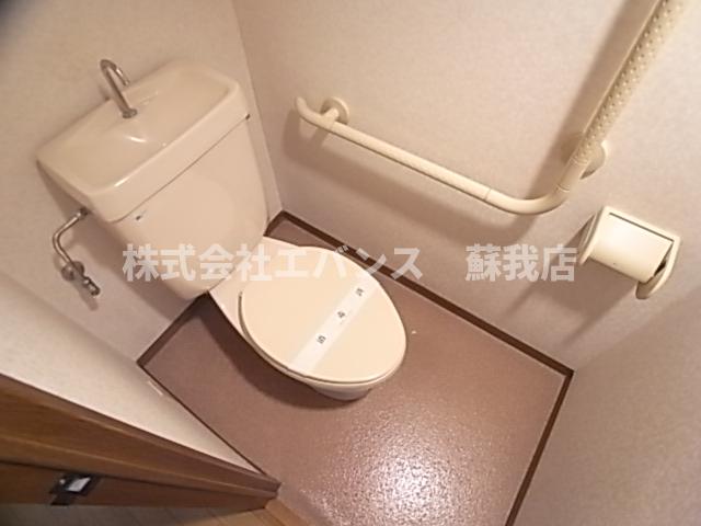 トイレ　トイレもきれいです
