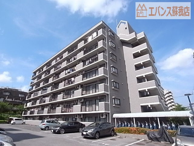 建物外観　落ち着いた雰囲気の外観です