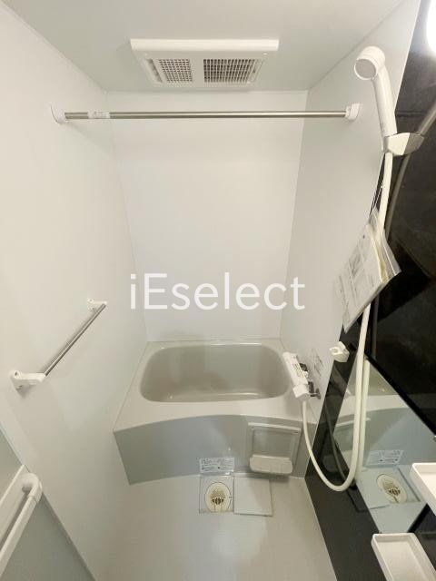 バス・シャワールーム　身体の疲れを癒すバスルーム?