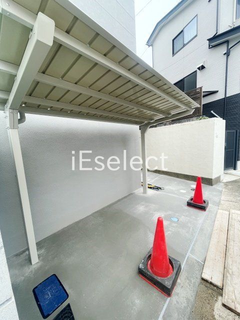 その他共有部分　屋根付きの駐輪場