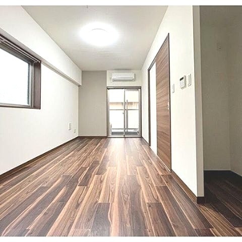 アズ住吉レジデンスの居間写真