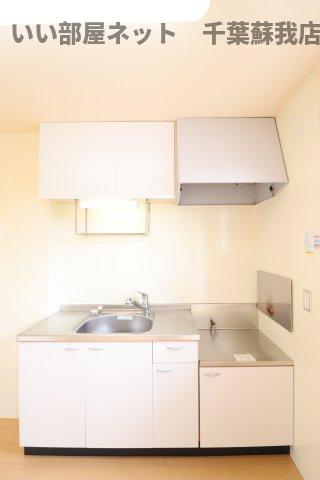 キッチン　ガスコンロ2口設置可能です♪