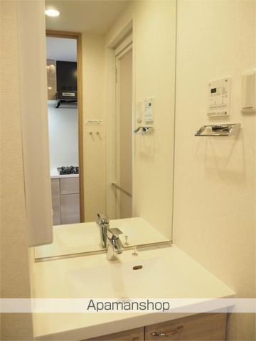 ブルーライン 吉野町駅 徒歩9分 7階建 築7年の内装写真