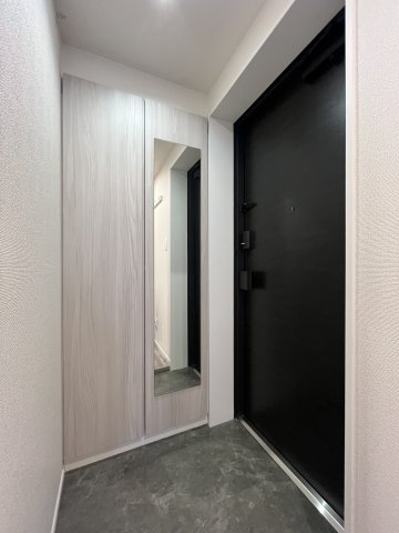 LiveCasa文京千石premierの玄関写真