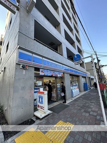 コンビニ　ローソン 新大橋一丁目店（コンビニ）まで127m