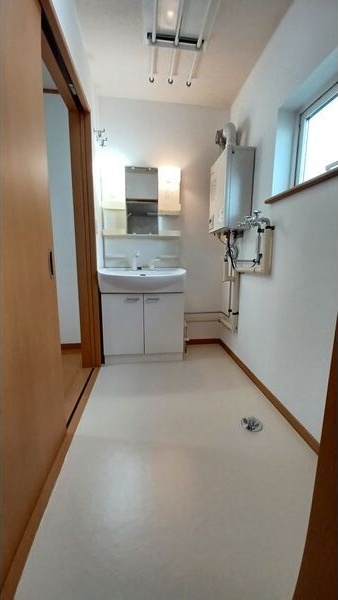 ＪＲ千歳線 上野幌駅 徒歩5分 3階建 築23年の内装写真