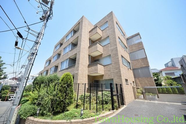 東京メトロ銀座線 表参道駅 徒歩6分 築19年