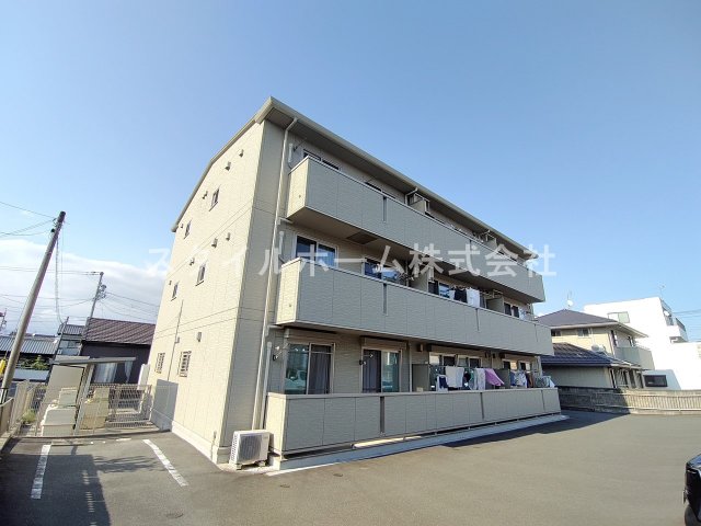 建物外観　建物外観を気になさる方へ、見た目の良い物件です