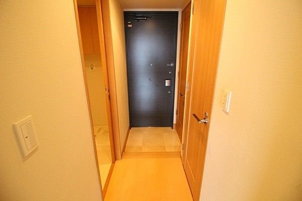 玄関　別タイプ部屋　参考写真です