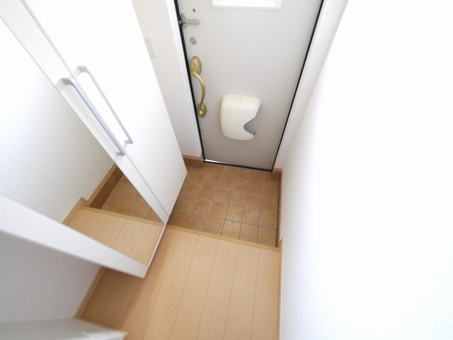 玄関　シンプルで使いやすい玄関です