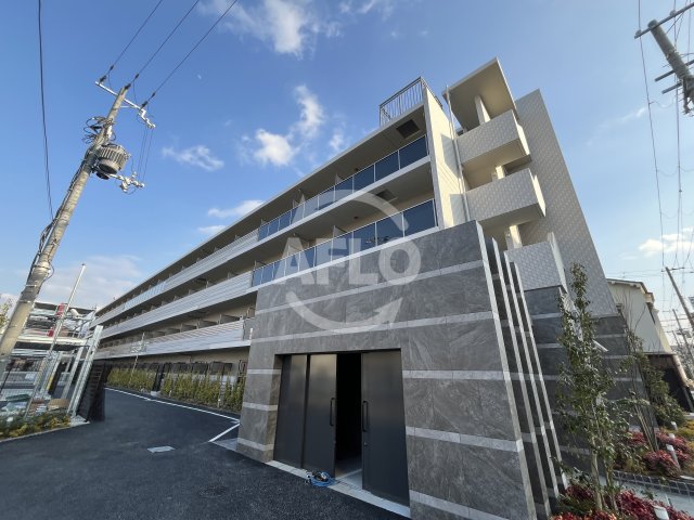 建物外観　ファーストフィオーレ江坂ラディール　外観
