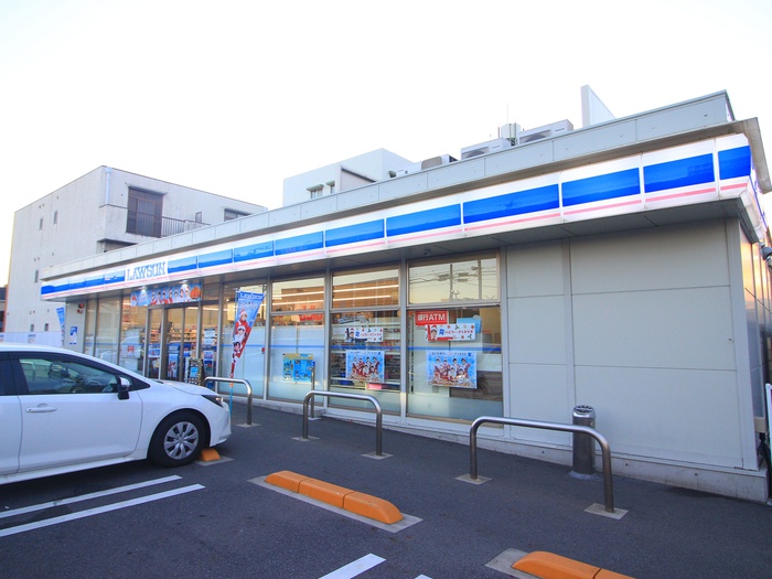 コンビニ　ローソン（コンビニ）まで350m