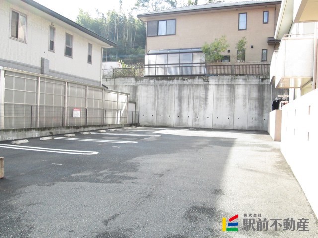 駐車場　駐車場の様子