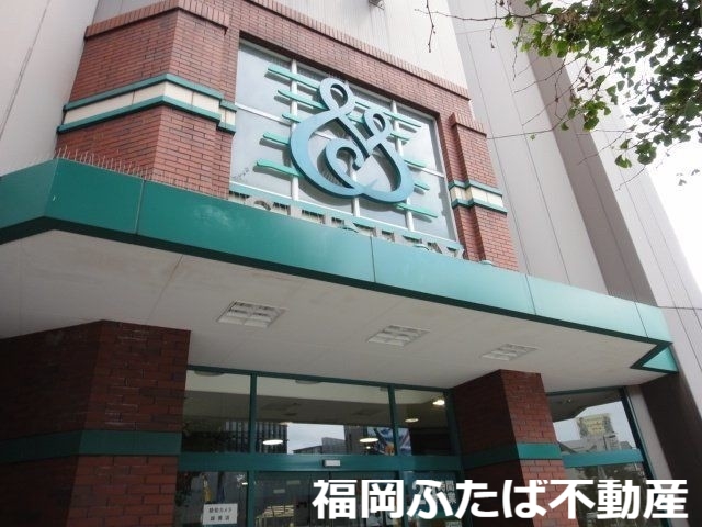 コモテリア渡辺通の周辺写真