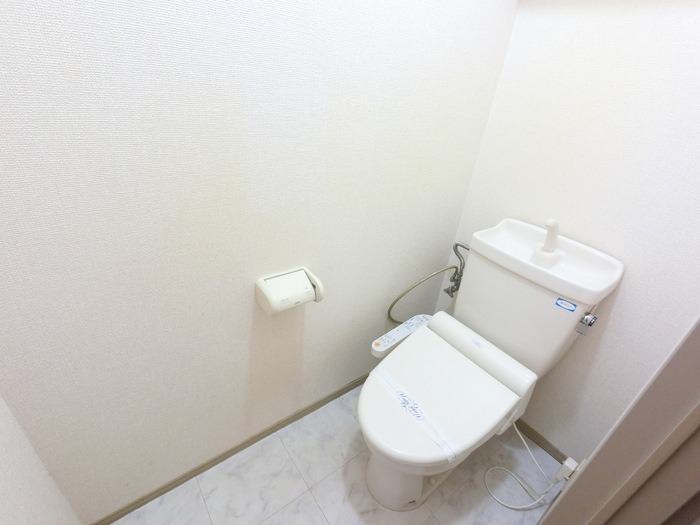 トイレ　図面と現状に相違がある場合には現状を優先